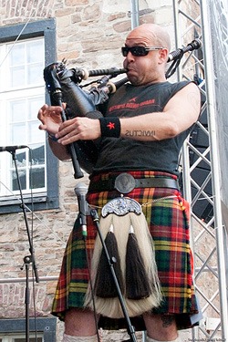 110820 The Real McKenzies 01