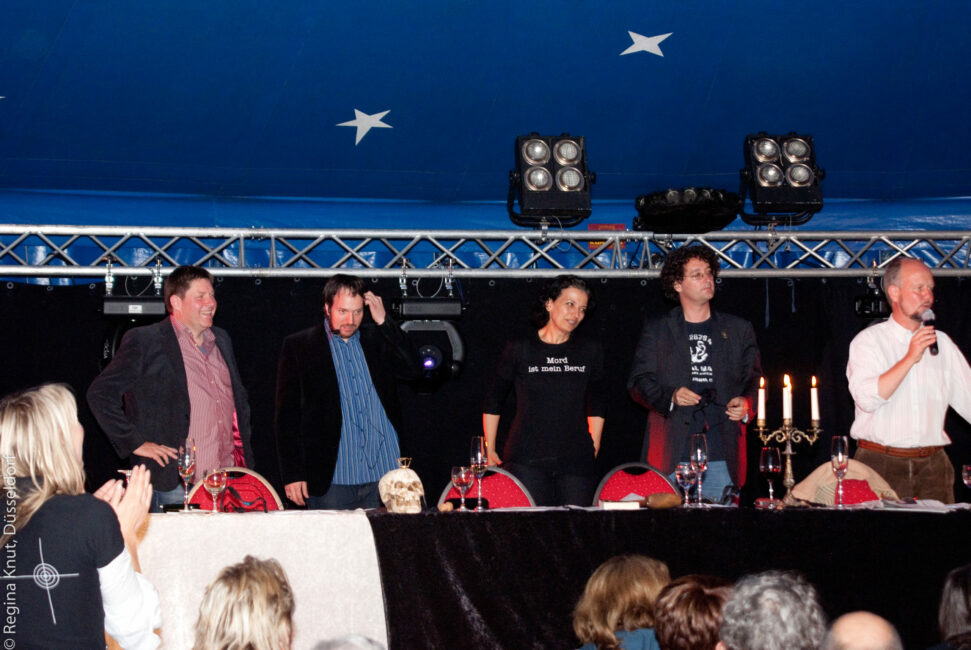 Happy Kadaver 2011 in der Krimihauptstadt Hillesheim 9 Klaus Stickelbroeck, Carsten Sebastian Henn, Tatjana Kruse, Peter Godazkar und Ralf Kramp