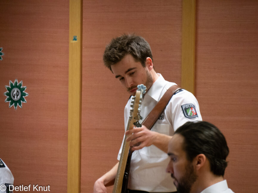 Krimilesung Polizeipräsidium Düsseldorf 2023 20 Jazz-Pop-Rock-Ensemble des Landespolizeiorchesters NRW
