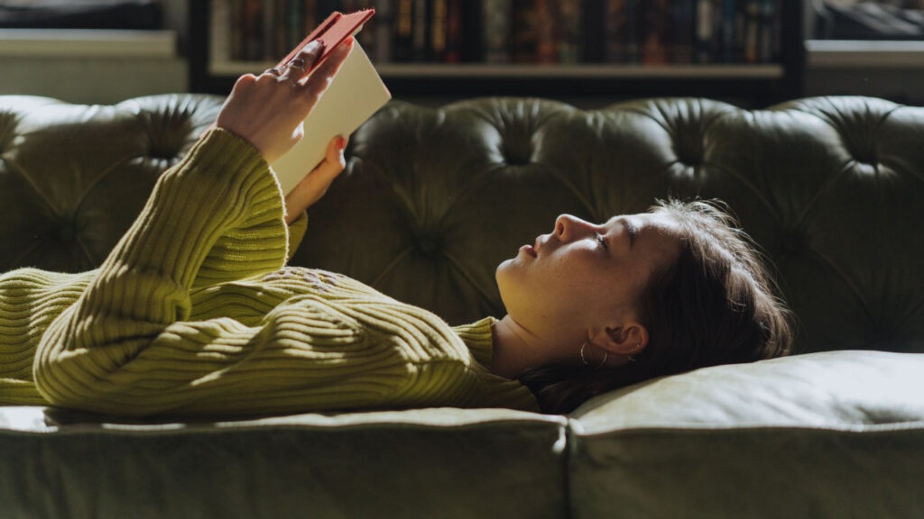 Preisaktionen & Neuerscheinungen Juni 2026 4 Lesen Sofa