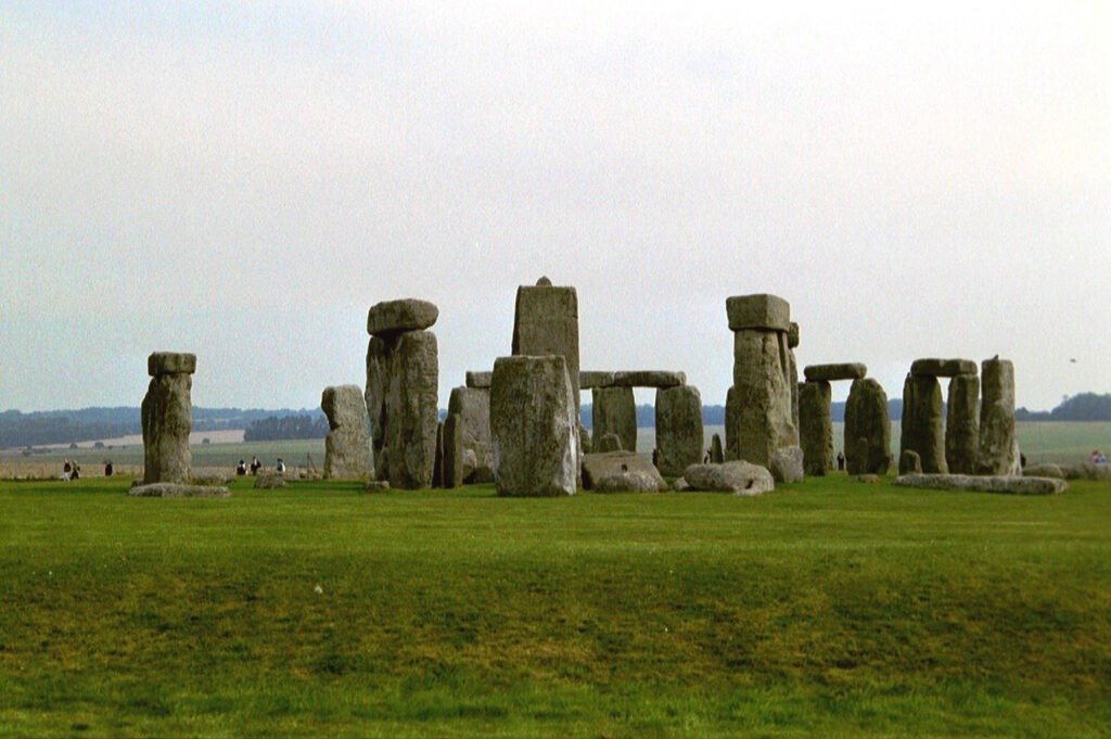»Schon wieder ein Mord, Mylord« von Ralf Kramp 1 Stonehenge